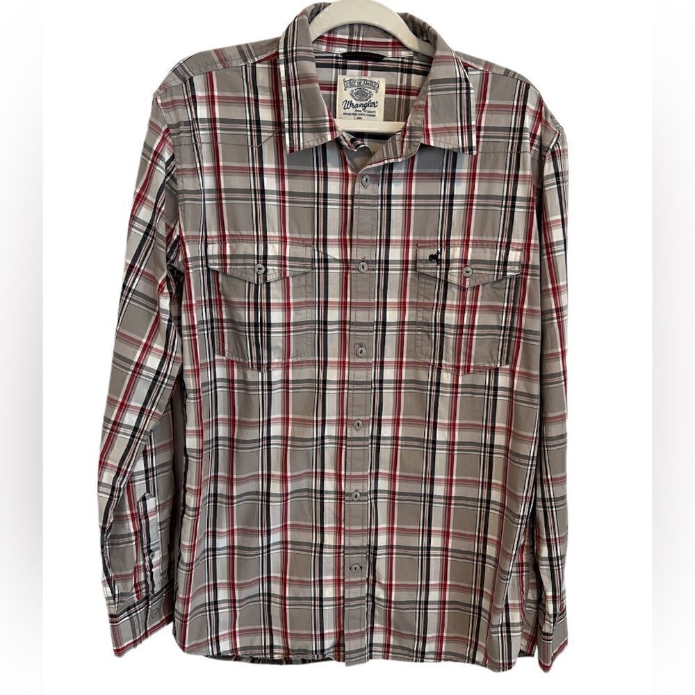 Wrangler Men’s XL Western rodeo cowboy button down long sleeved shirt